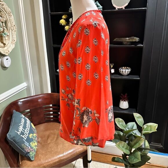 Tolani Red Floral Silk Blouse Size Small - Picture 8 of 13